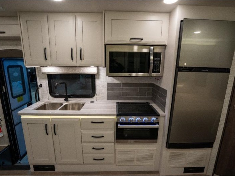 2025 Jayco Redhawk 24B - Image 9