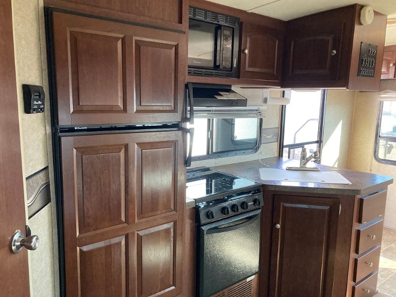 2015 Forest River Rockwood Ultra Lite 2604WS - Image 12
