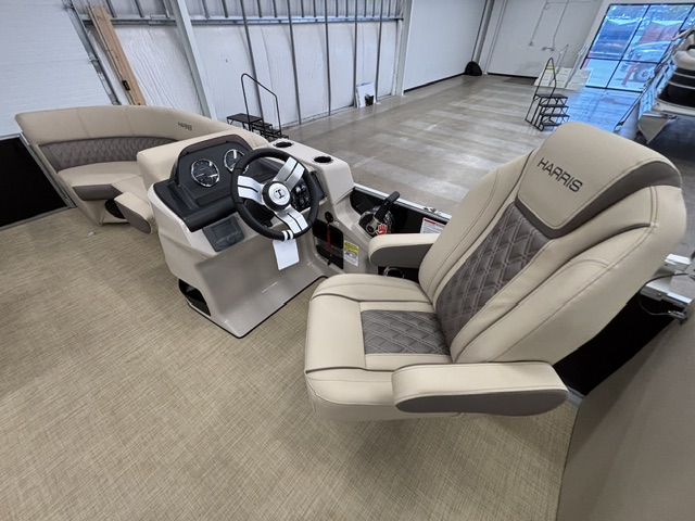 2026 HARRIS CRUISER 210 CWDH - Image 20