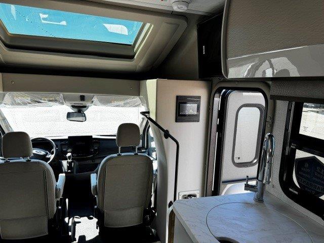 2027 Thor Motor Coach Gemini AWD 24KB - Image 11