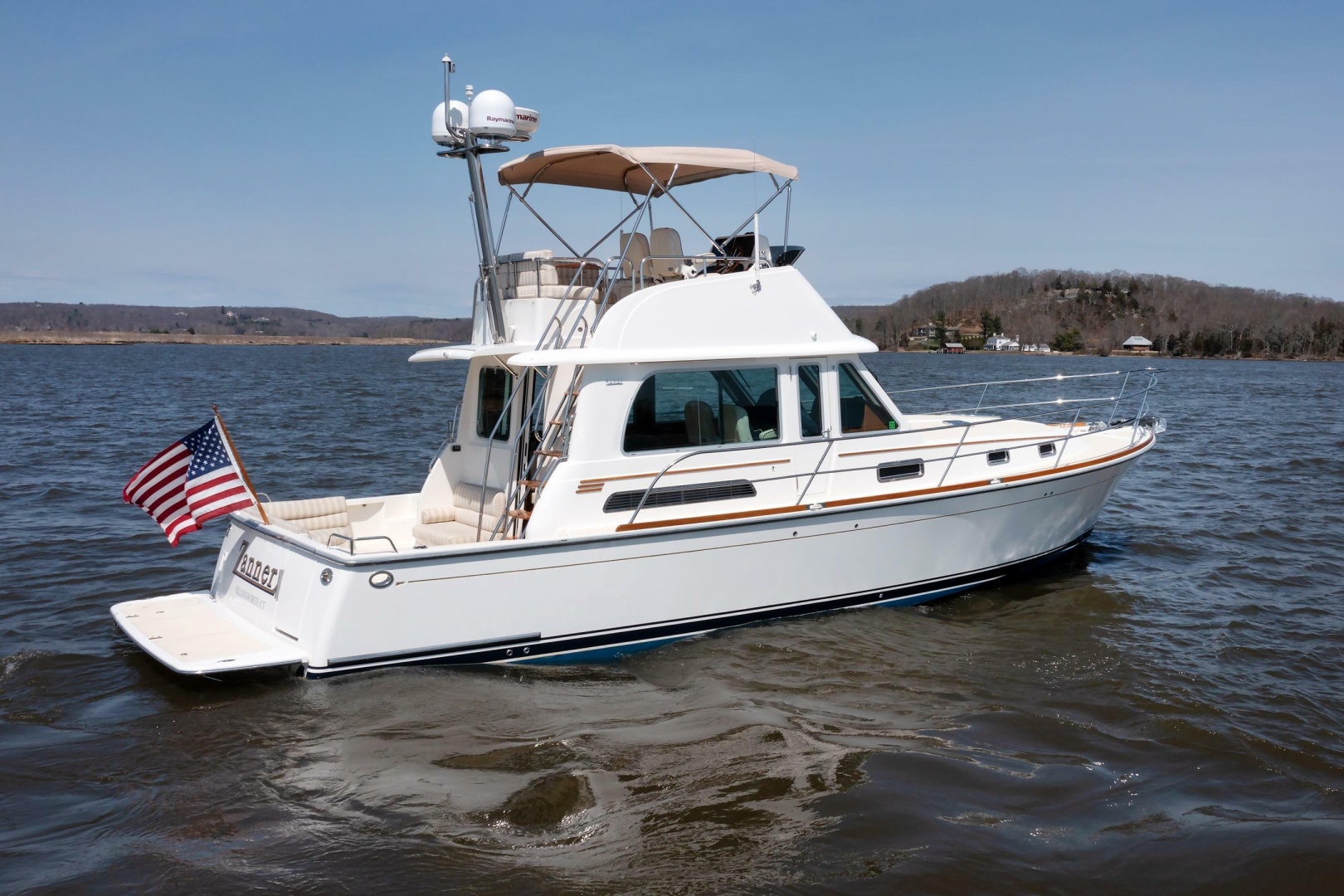 2016 Sabre 42 Fly Bridge Sedan - Image 43