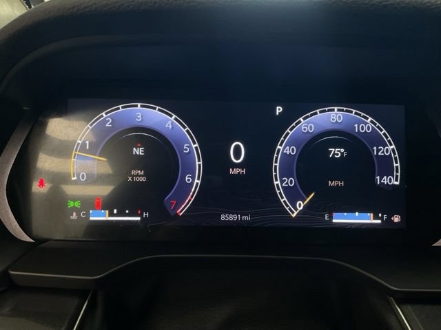 2022 Jeep Grand Cherokee L Utility 4D Laredo 4WD - Image 15