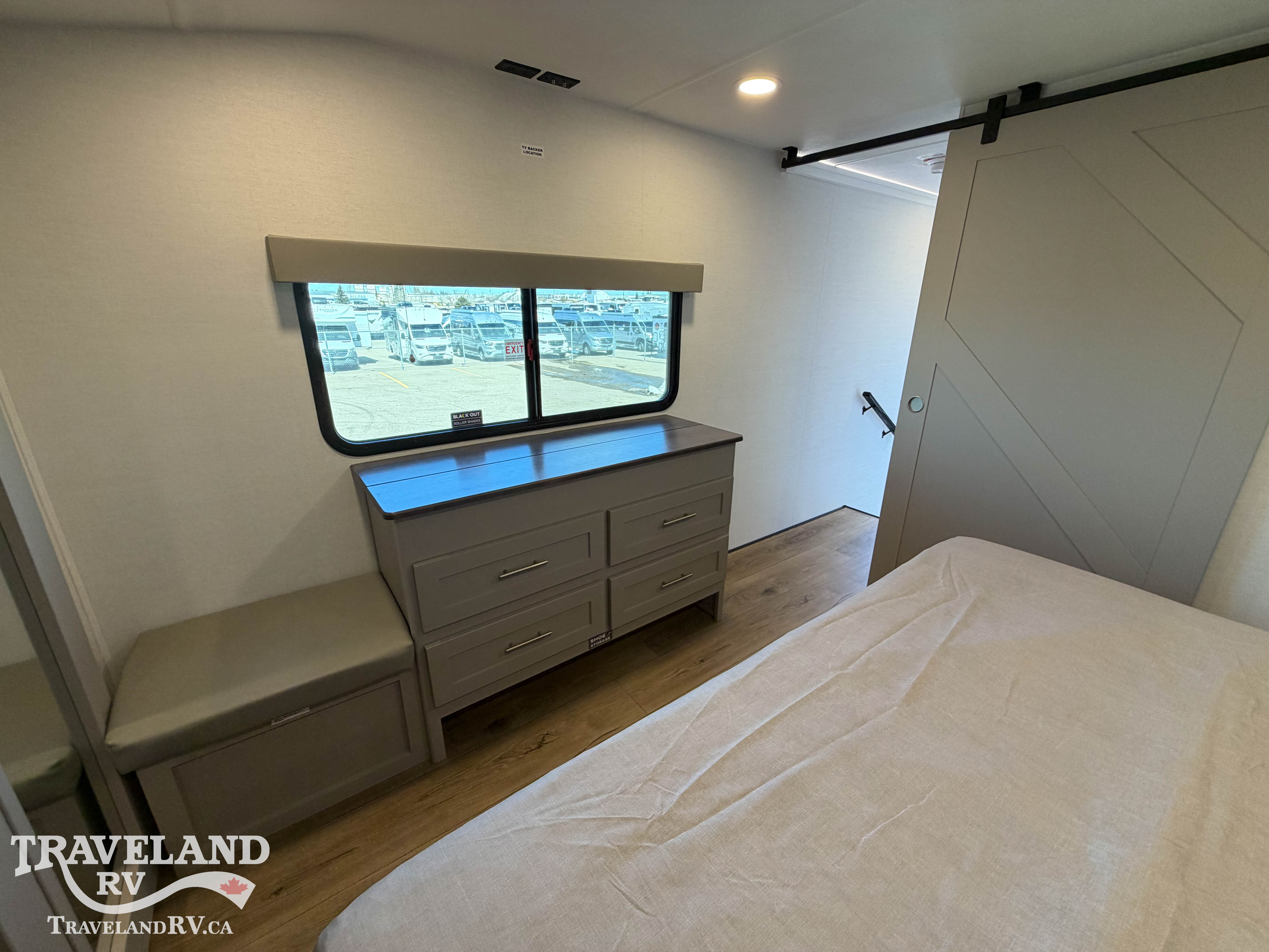 2026 Alliance RV Avenue 32RLS - Image 16