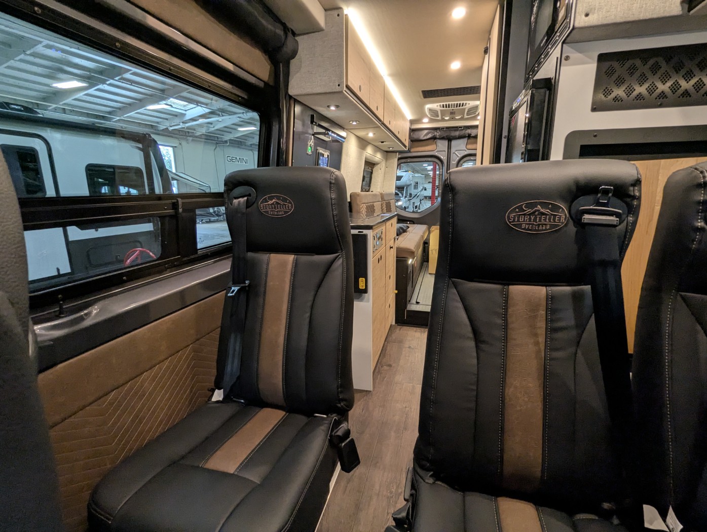 2026 Storyteller Overland Crew Mode XL - Pop Top - Image 11
