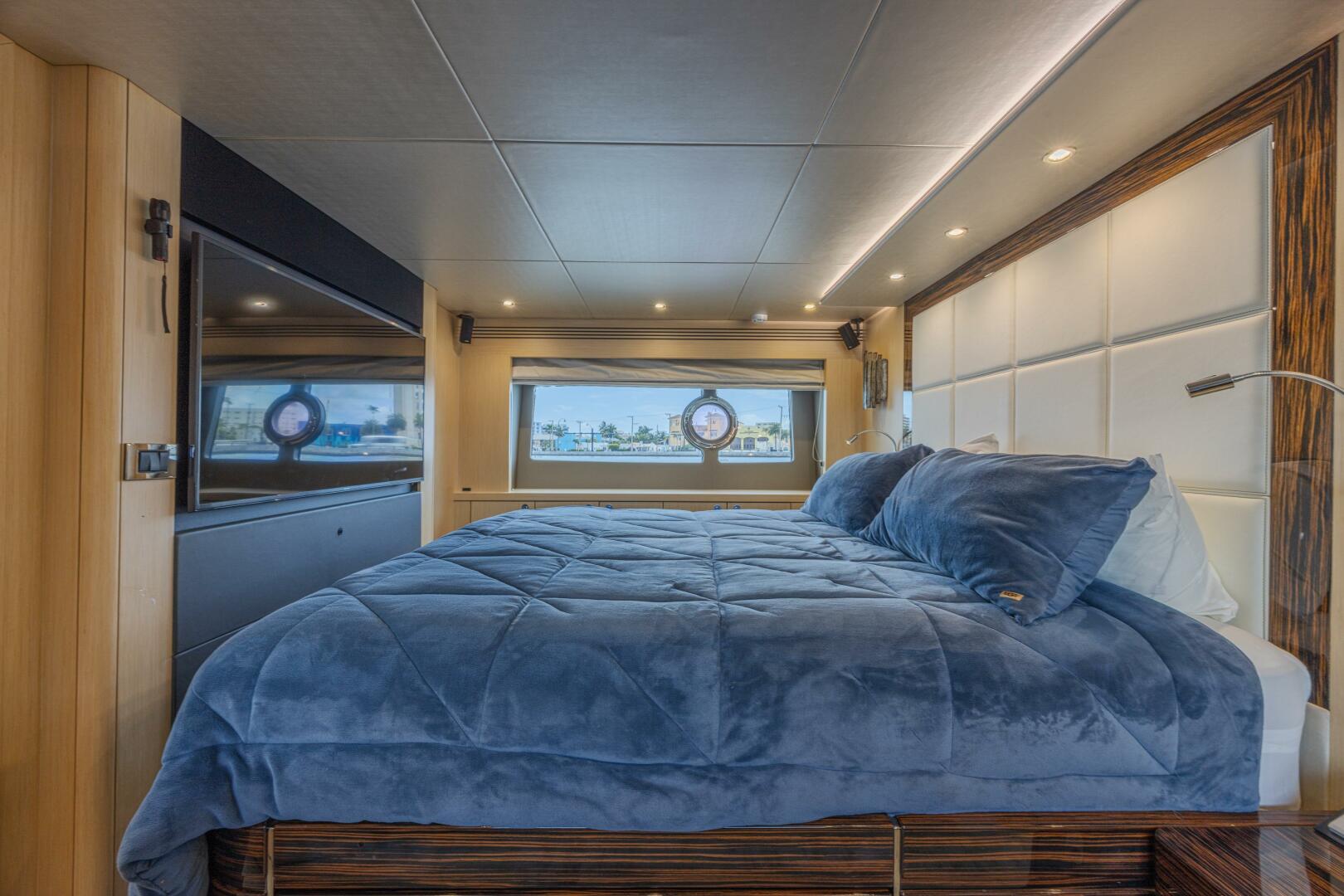 2017 Sunseeker 75 Yacht - Image 43