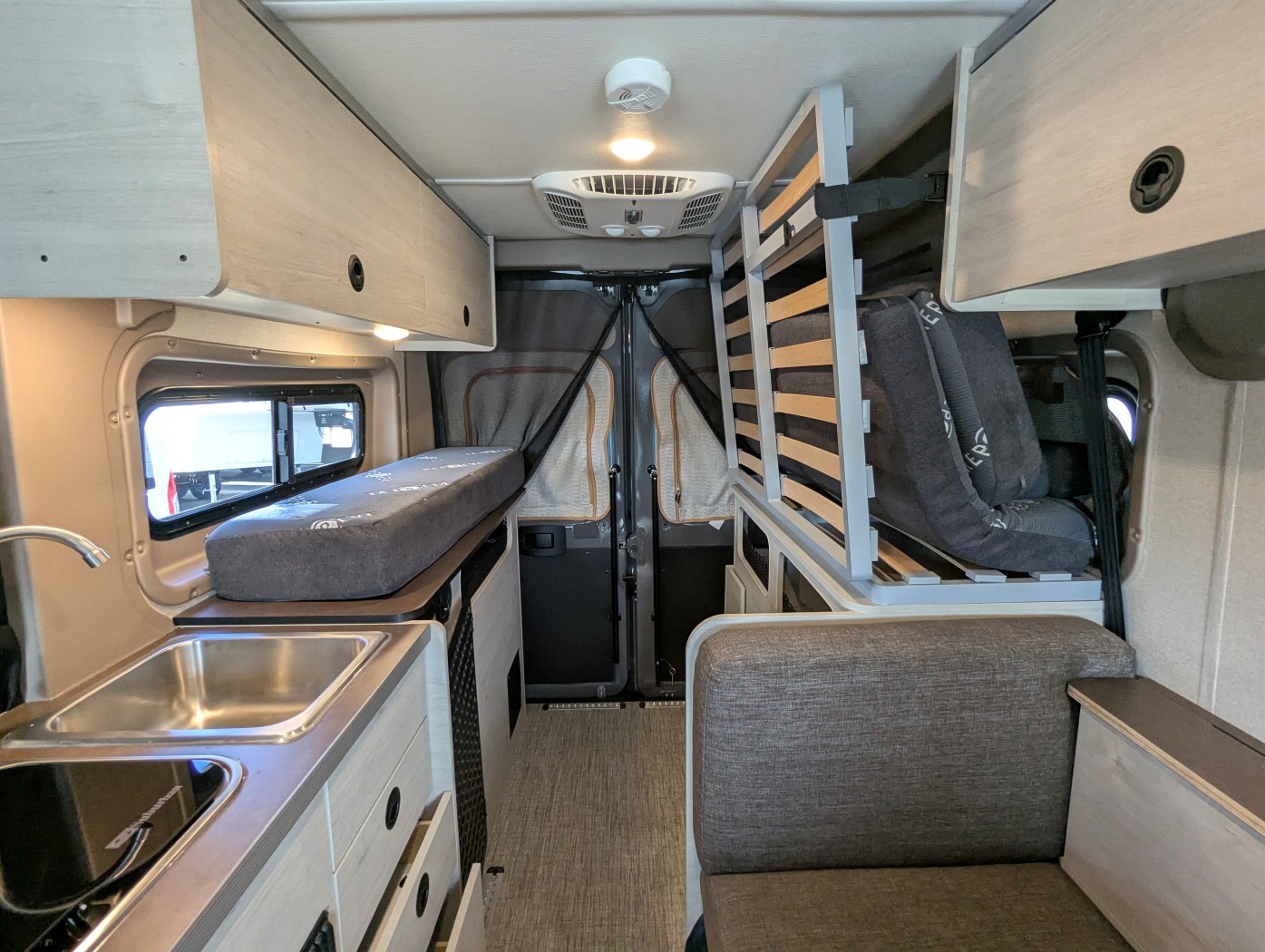 2026 Winnebago Solis Pocket 36A - Image 16