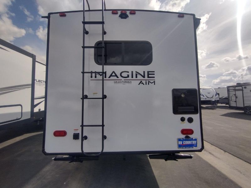 2025 Grand Design Imagine AIM 16ML - Image 2