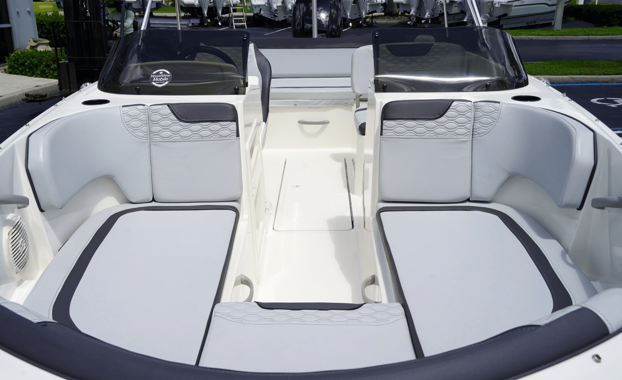 2024 BAYLINER M19 - Image 13