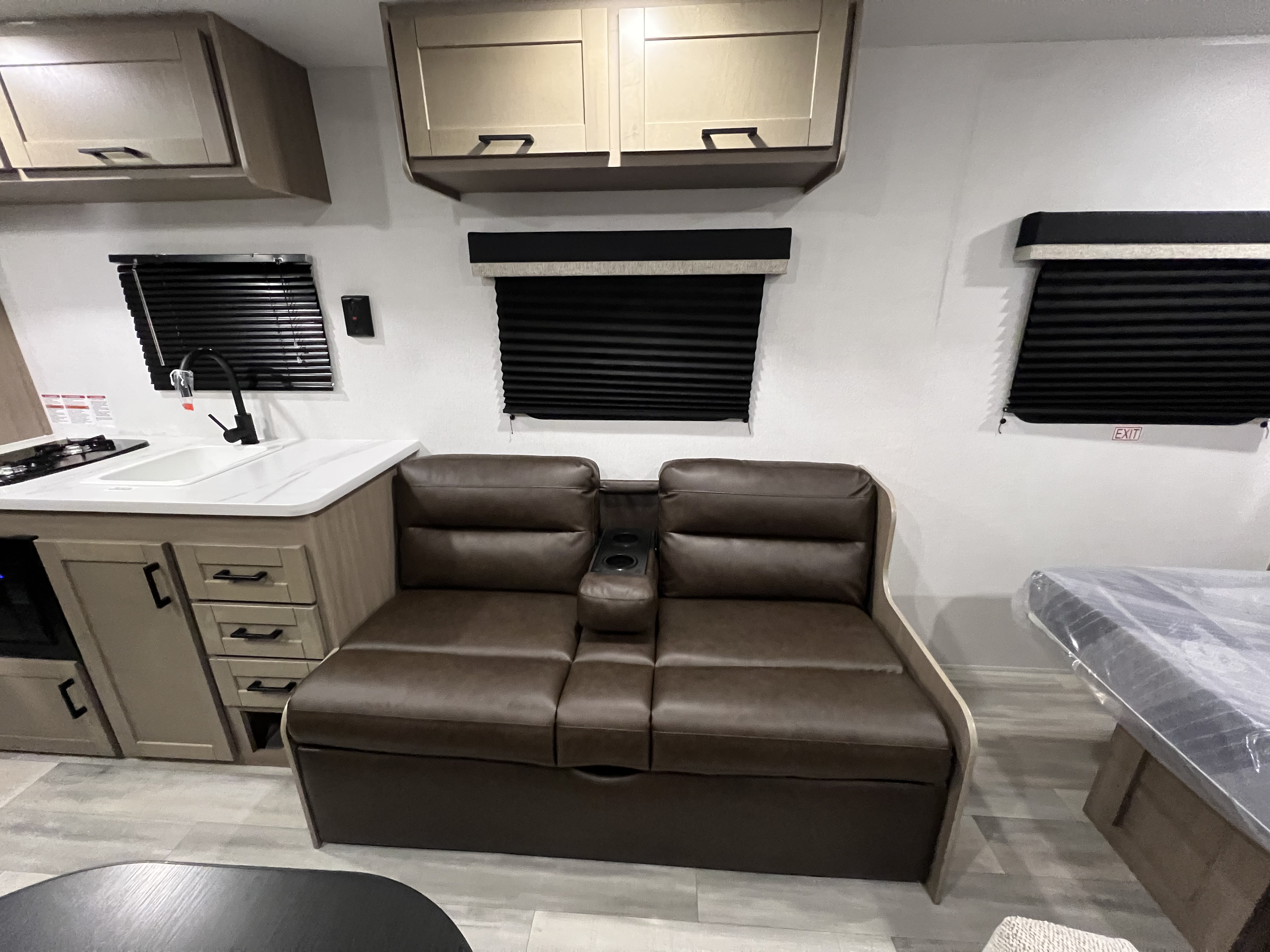 2027 Heartland Prowler Lynx 2500BH - Image 15