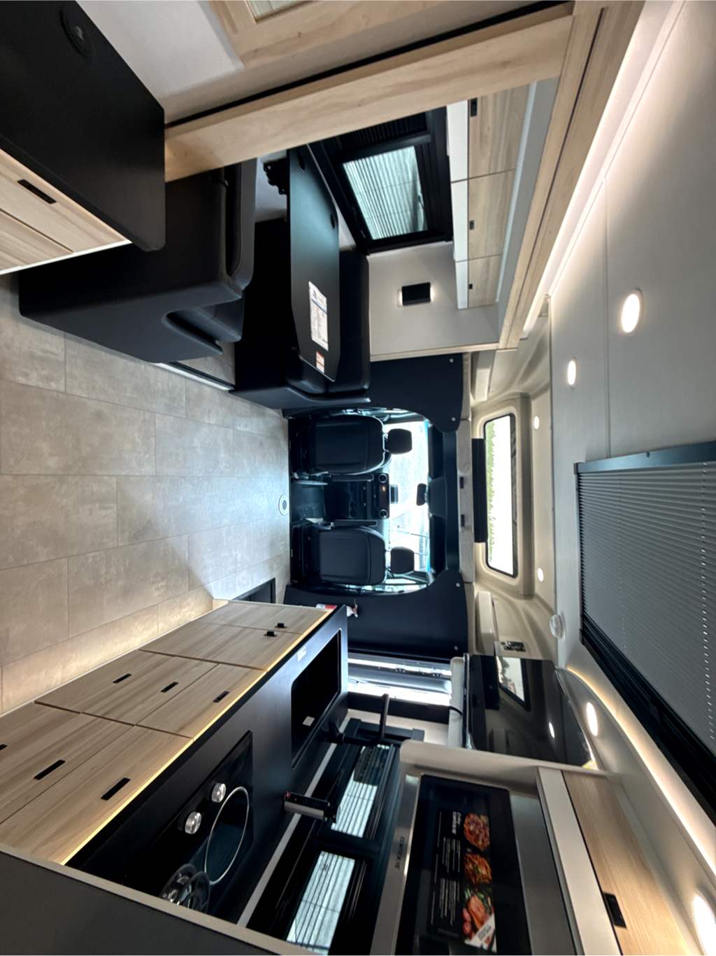 2027 JAYCO MELBOURNE PRESTIGE 25LP - Image 15