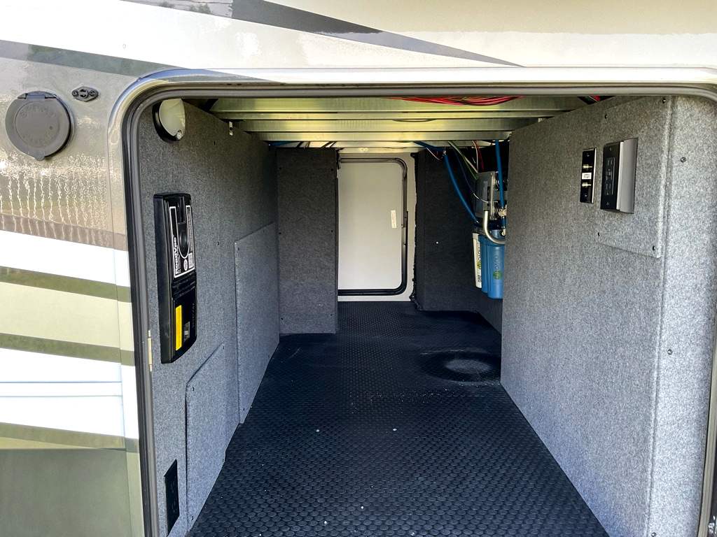 2026 JAYCO NORTH POINT 382 FLRB - Image 42