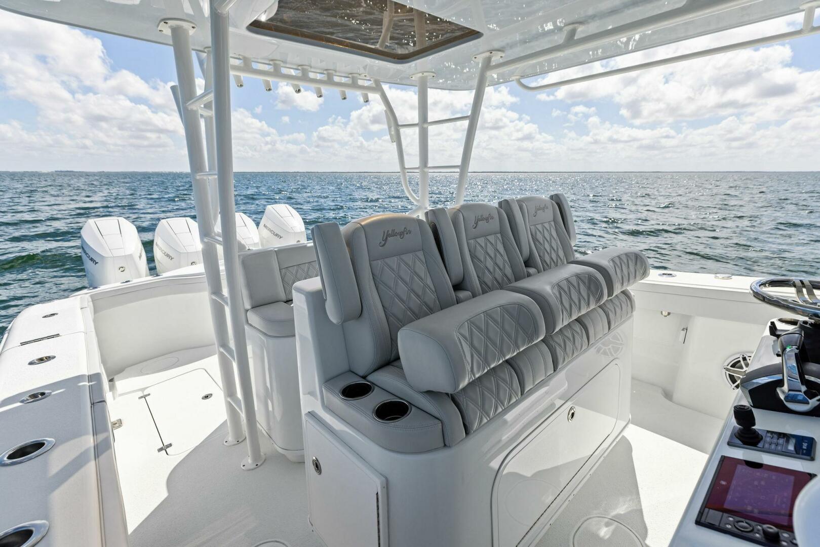 2024 Yellowfin 42 Offshore - Image 10