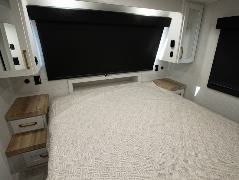 2026 Jayco Eagle HT 31QCD - Image 30