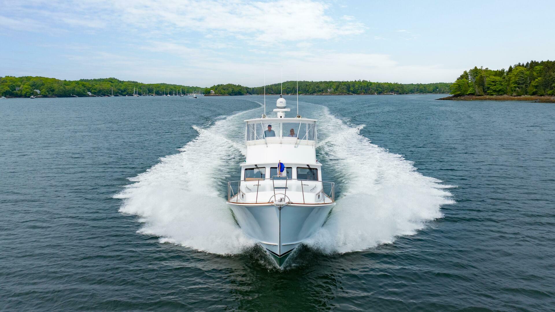 2019 Lowell Flybridge - Image 35
