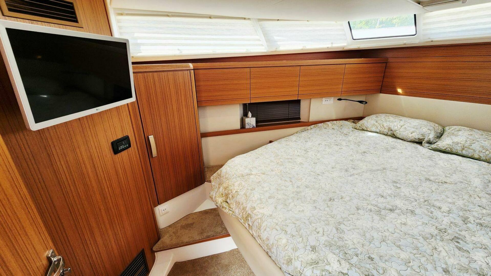 2022 Greenline 40 Hybrid - Image 52