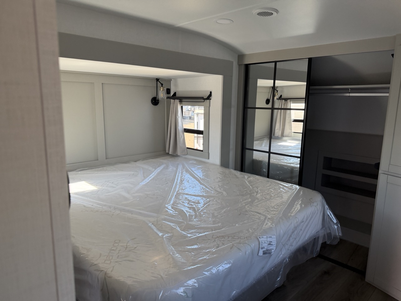 2027 Brinkley RV Model Z 3420 - Image 22