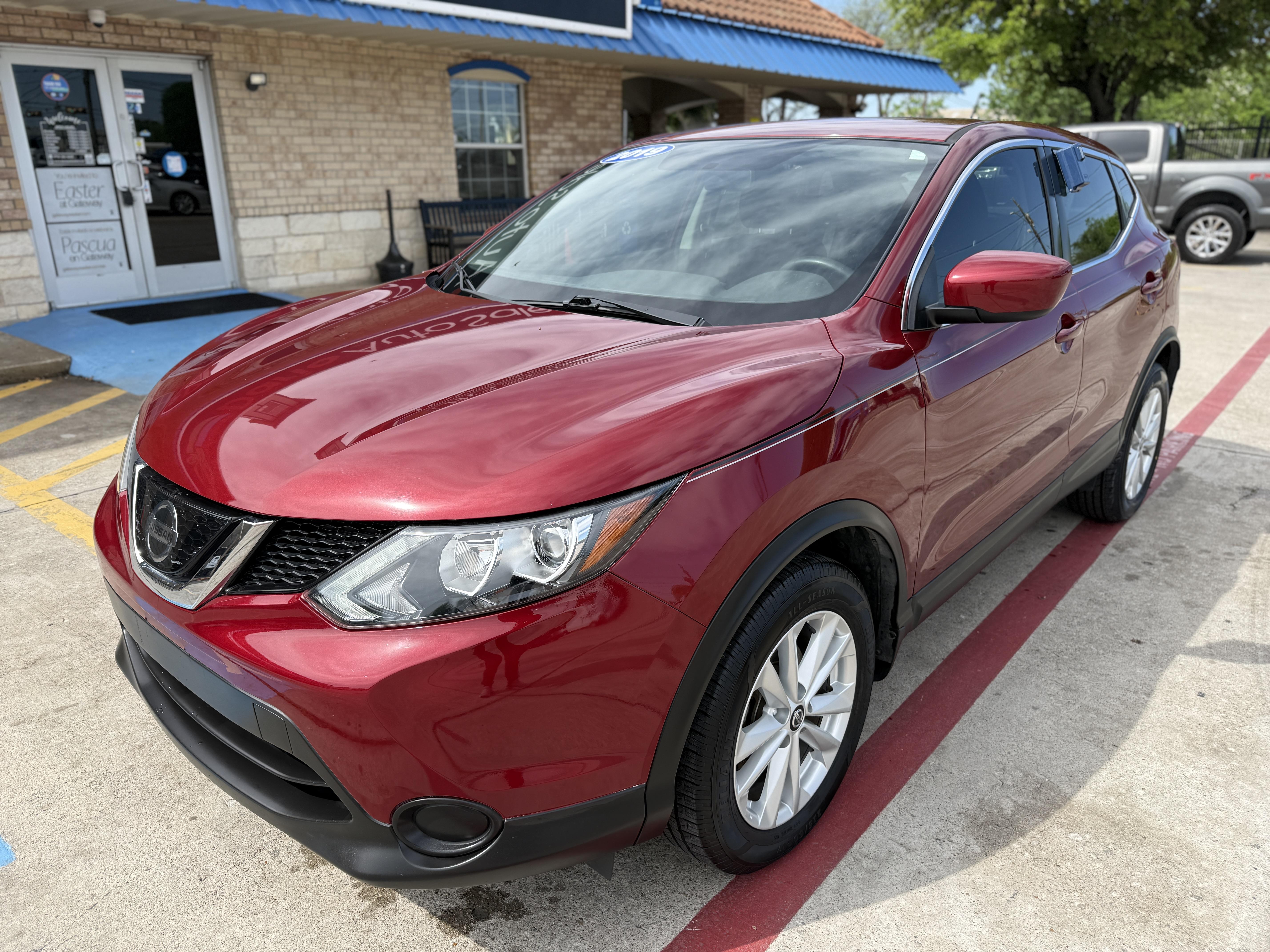 2019 Nissan Rogue Sport Utility 4D S 2WD - Image 1