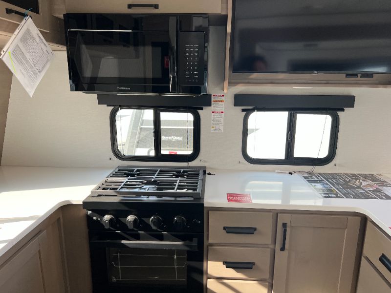 2026 Grand Design Reflection Travel Trailer 322FKTS - Image 8