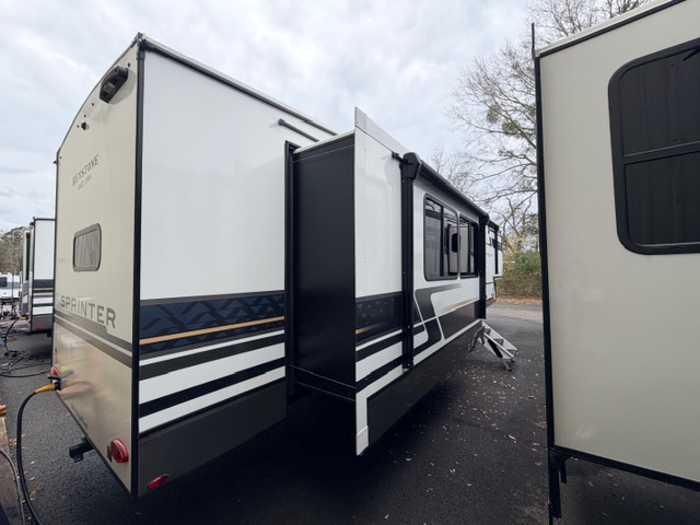 2026 Keystone Sprinter 3840LRK - Image 6