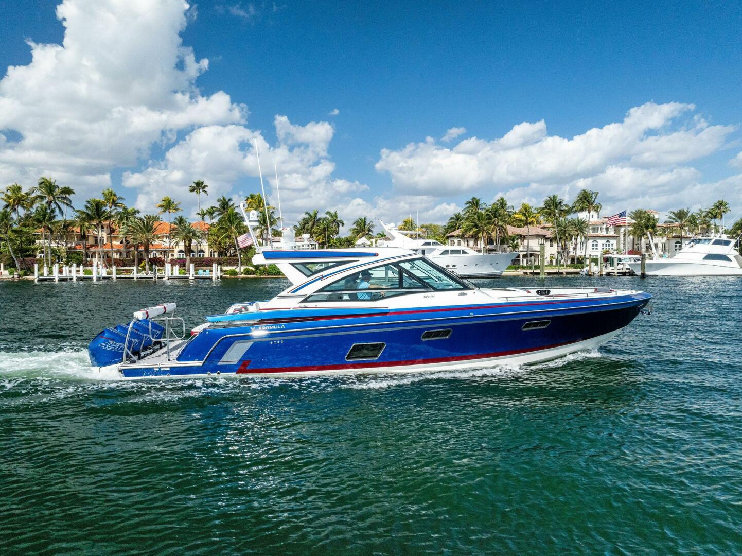 2023 Formula 430 Super Sport Crossover - Image 1