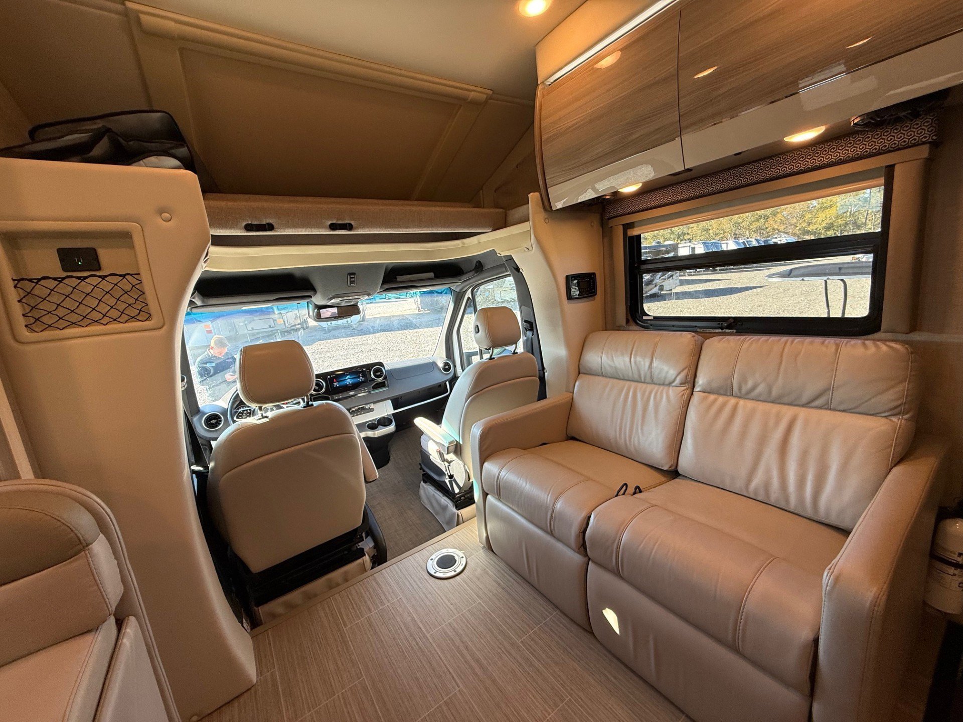 2022 THOR MOTOR COACH DELANO 24RW - Image 7