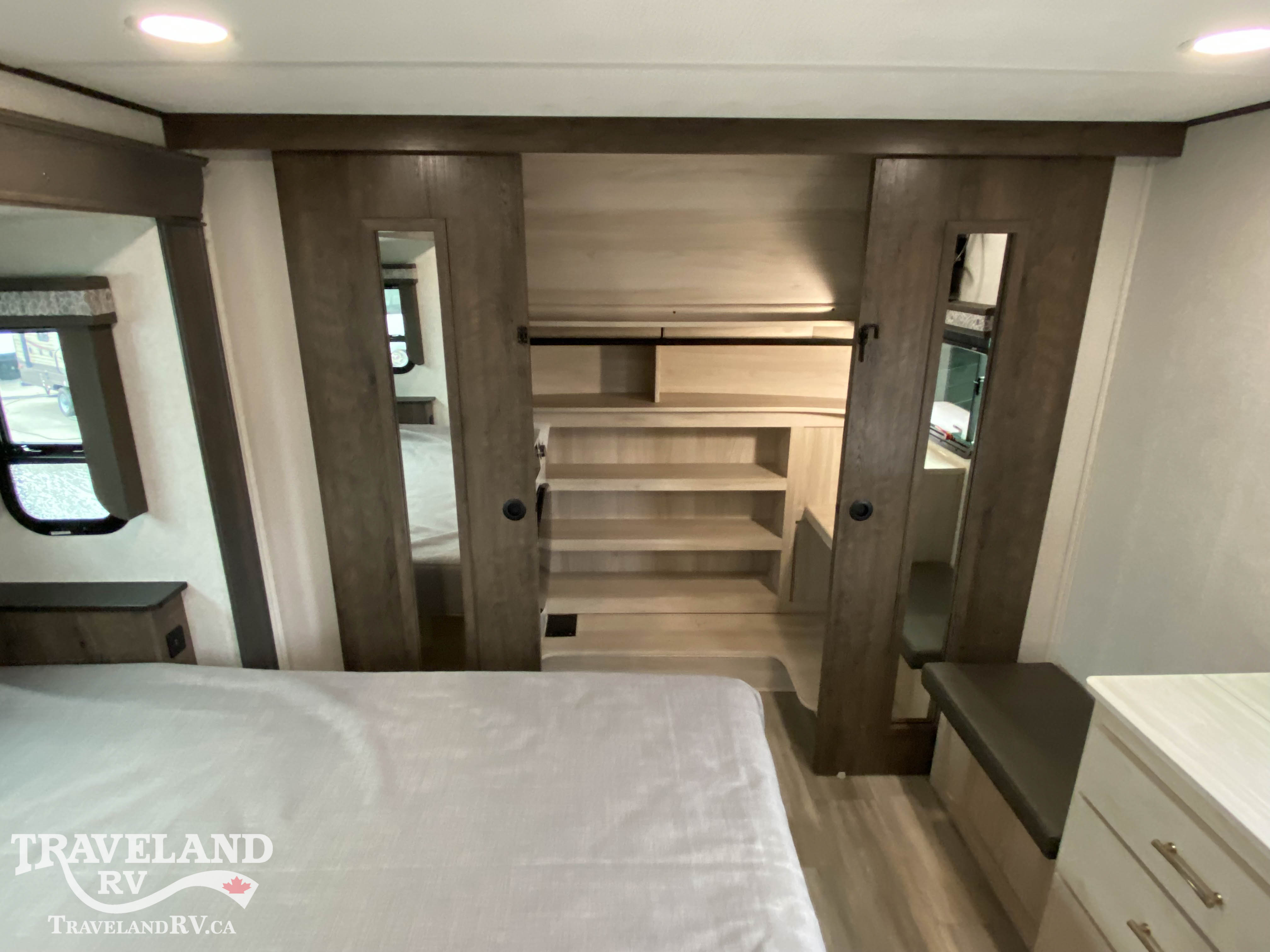 2022 Alliance RV Paradigm 310RL - Image 25
