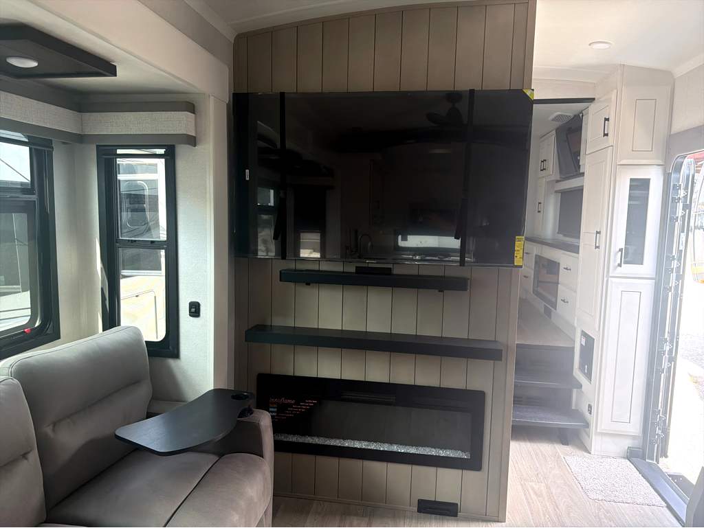 2027 JAYCO PINNACLE 38FBRK - Image 16