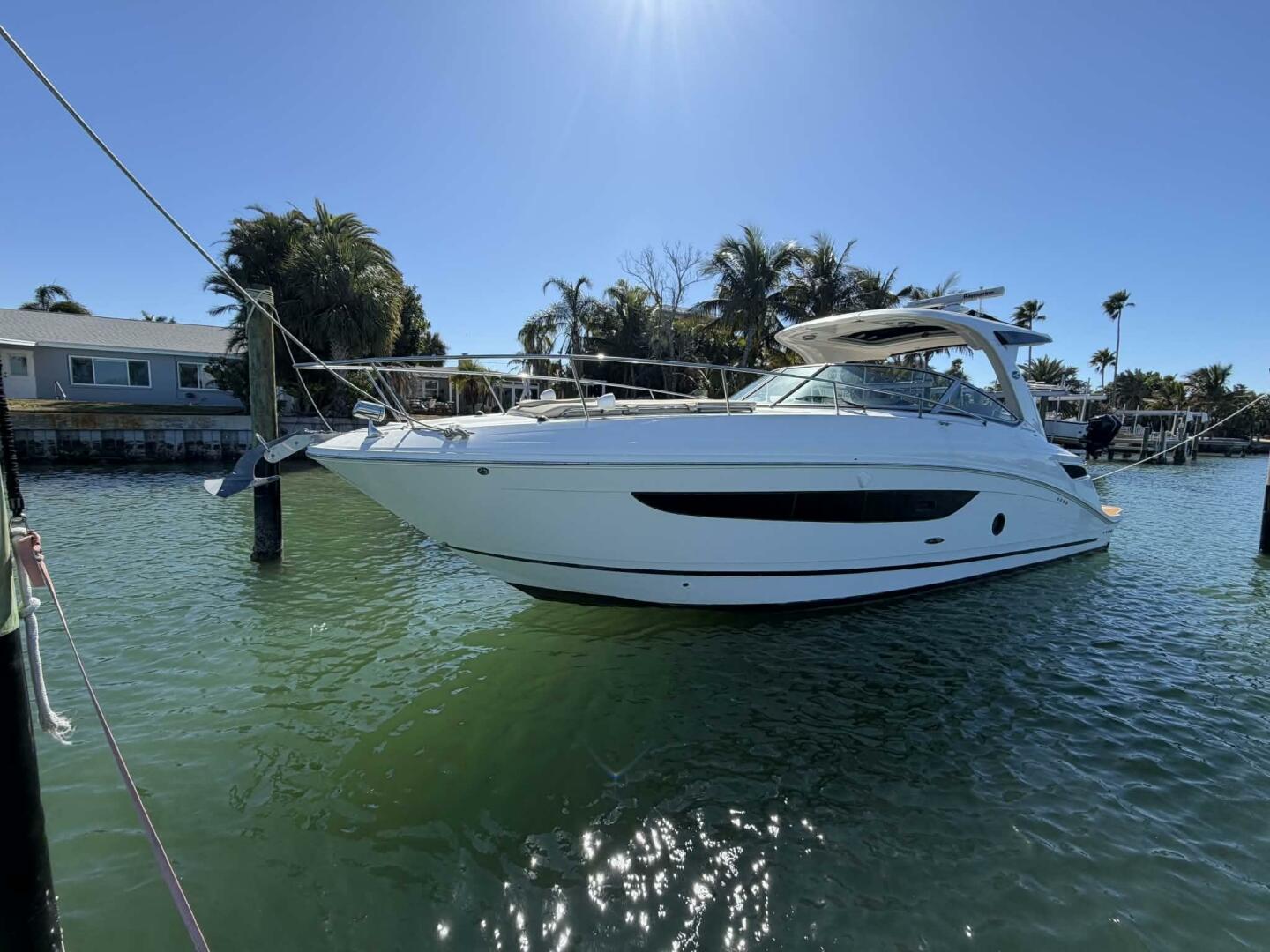 2016 Sea Ray 350 Sundancer - Image 55