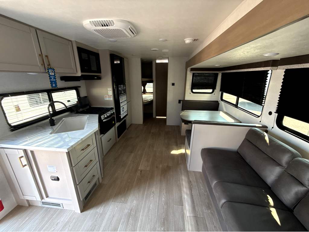 2027 Jayco Jay Flight SLX 261BHS - Image 25