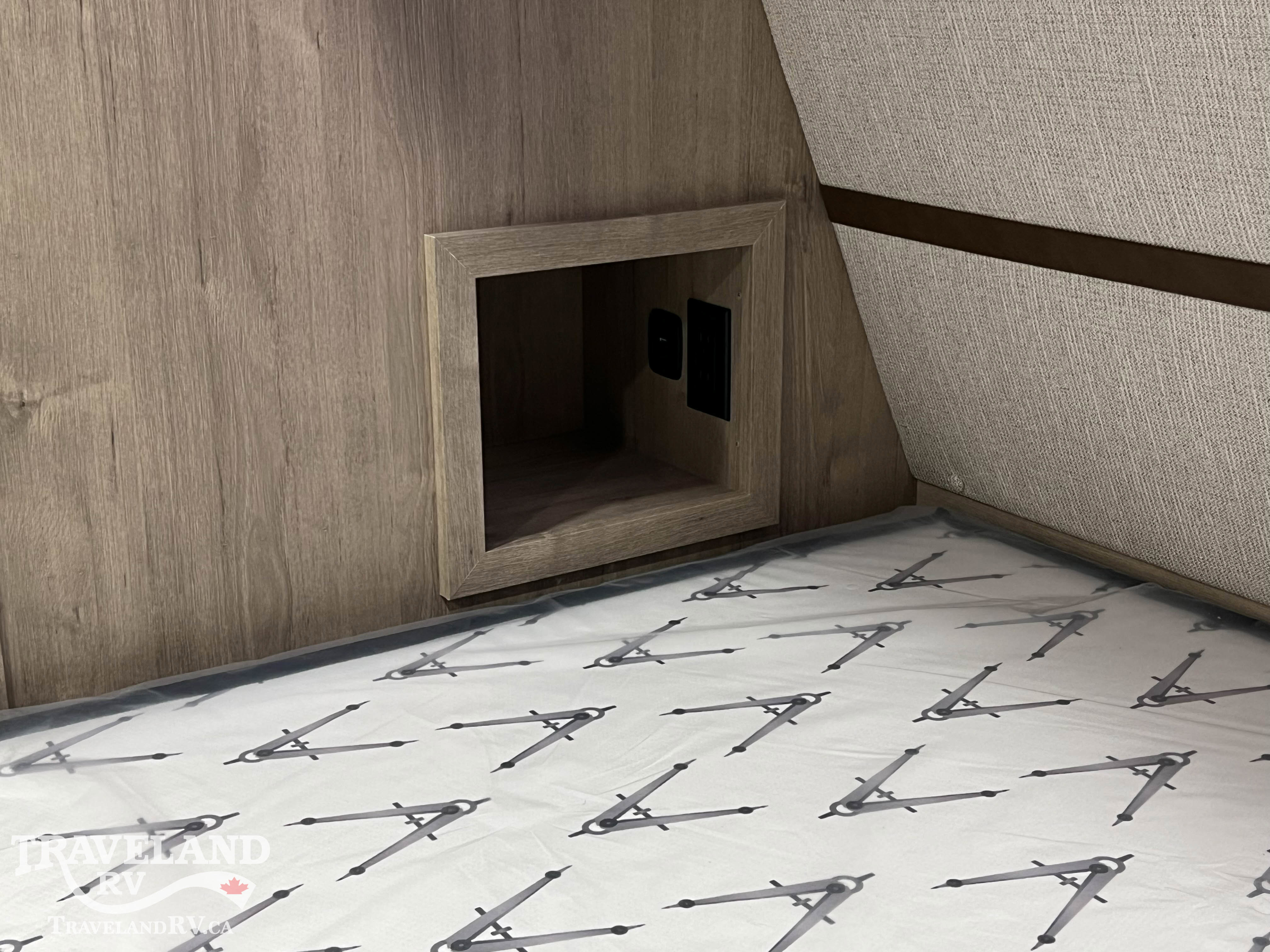 2026 Grand Design Imagine 2670MK - Image 33