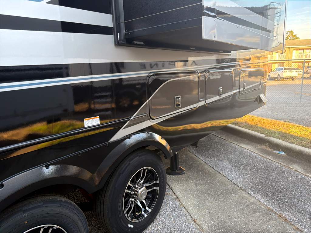 2026 Keystone ALPINE 3710FL - Image 19