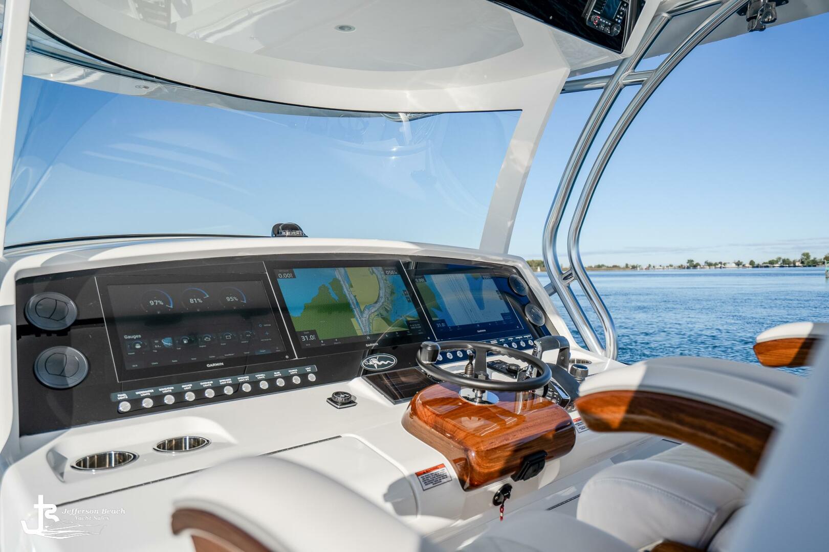 2025 Valhalla Boatworks V-46 - Image 22