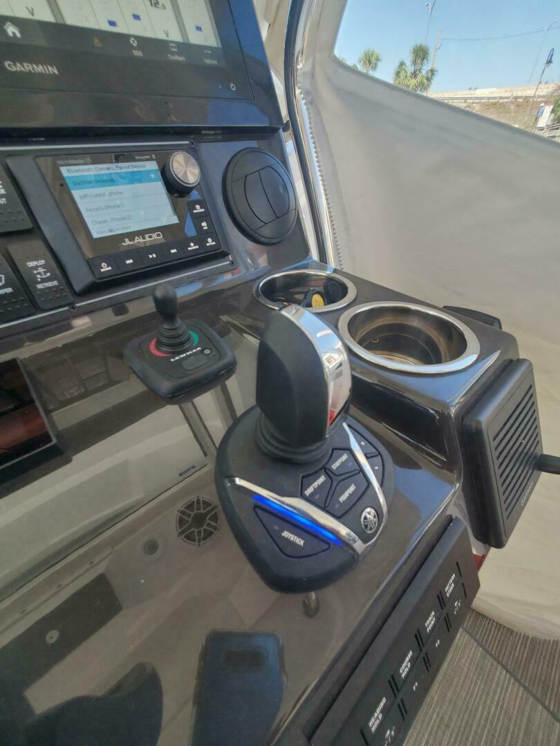 2023 Pursuit S 378 Sport - Image 32