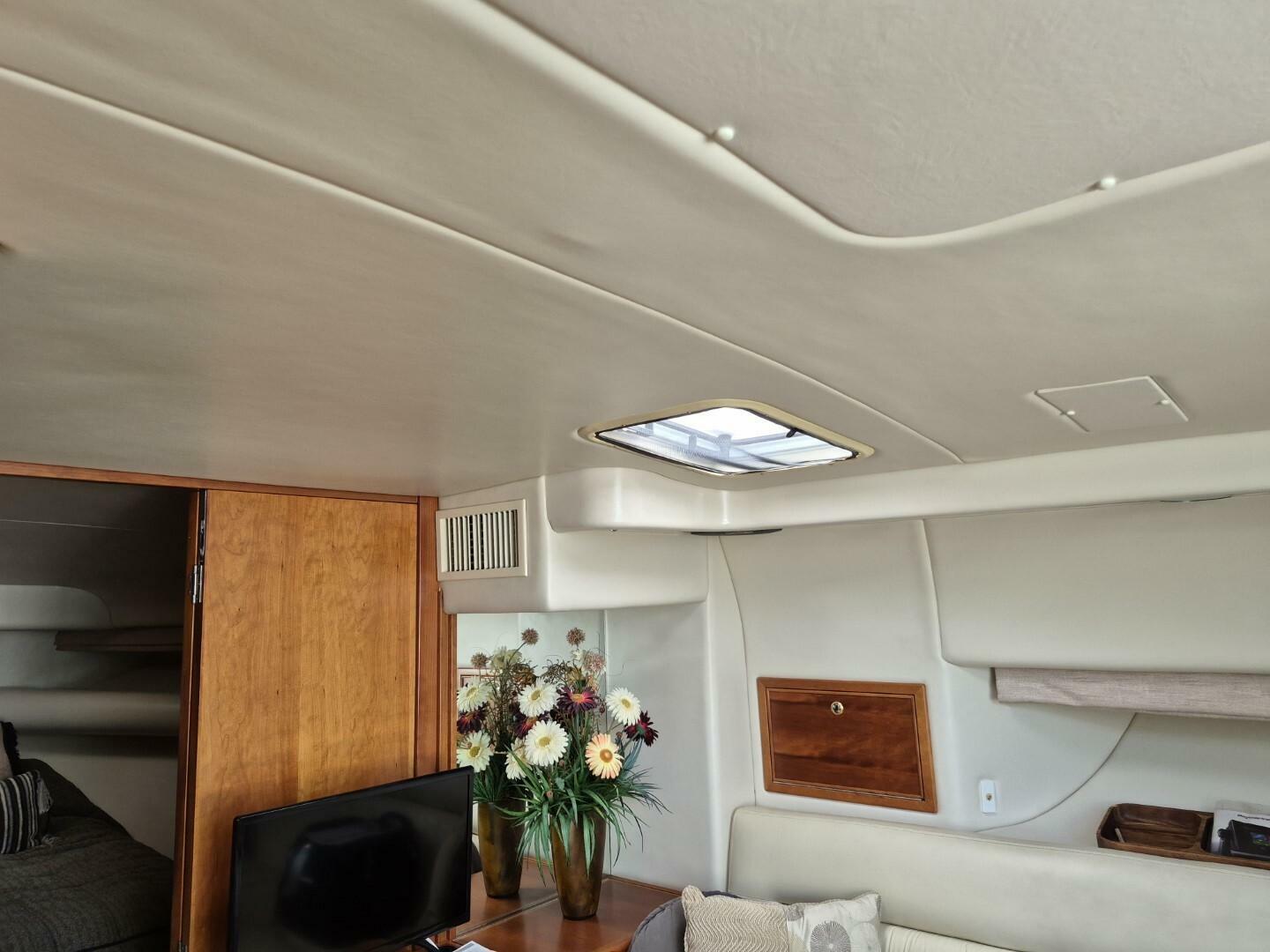 2004 Riviera 4000 Offshore - Image 69