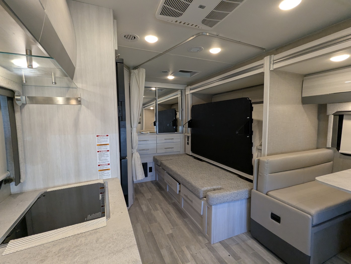 2023 Thor Motor Coach Gemini RUV 23TW - Image 11