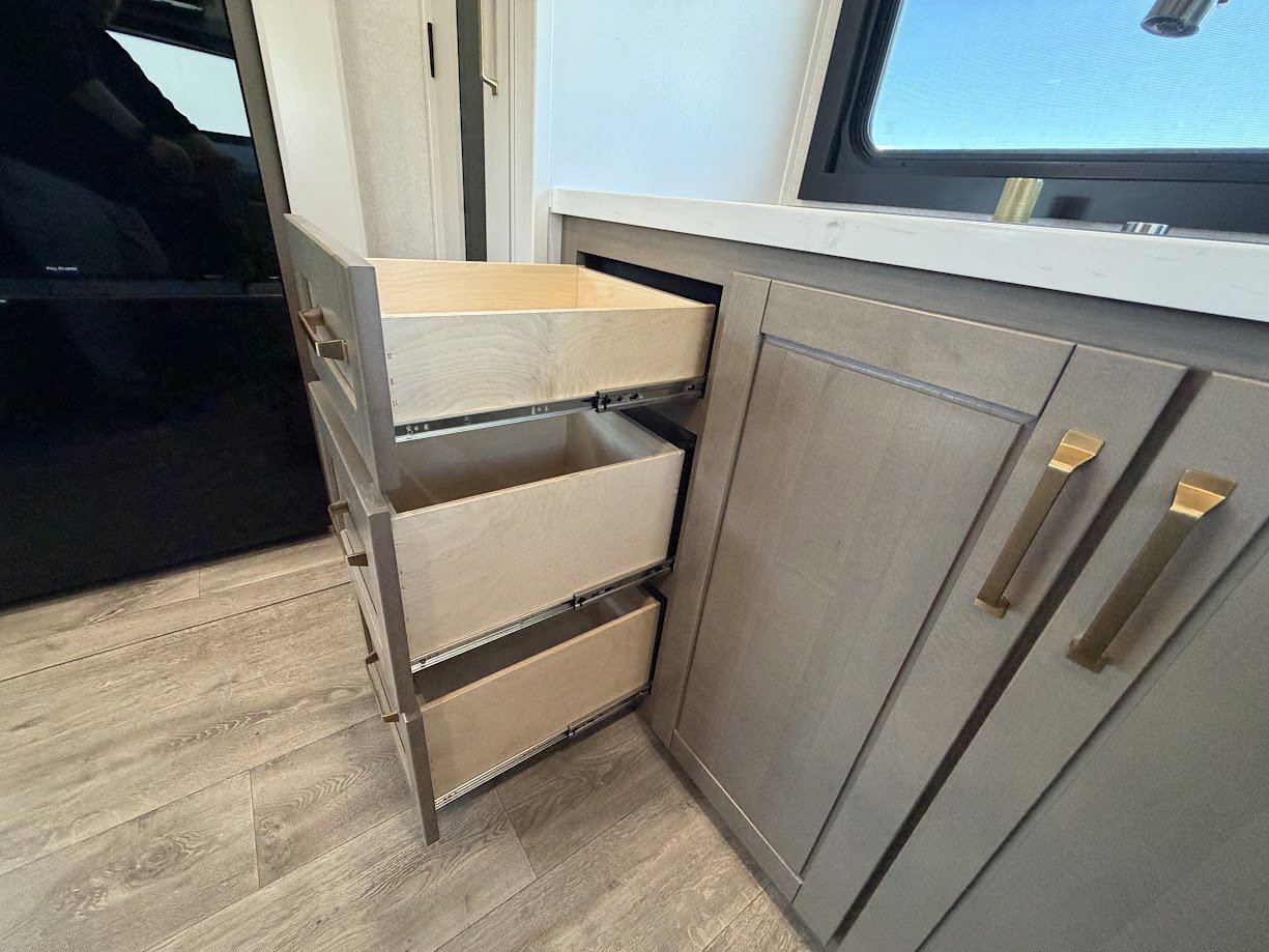 2026 JAYCO EAGLE 365UKTS - Image 32