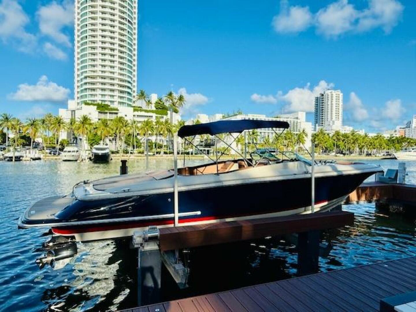2015 Chris-Craft Launch 32 - Image 4