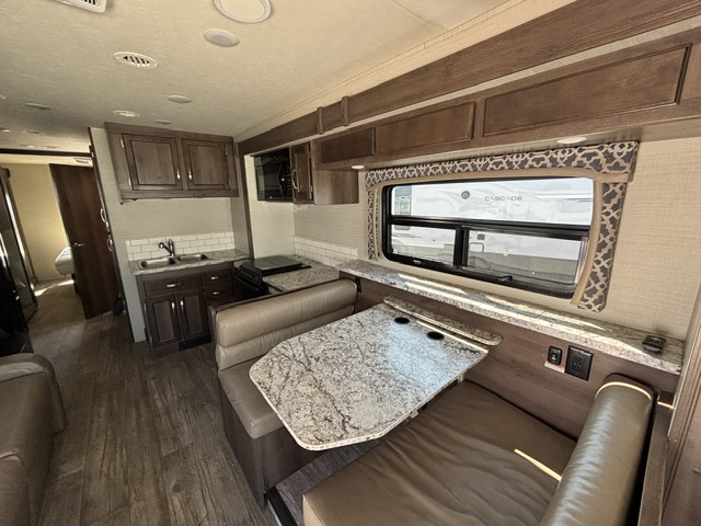 2018 Jayco Alante 31R - Image 13