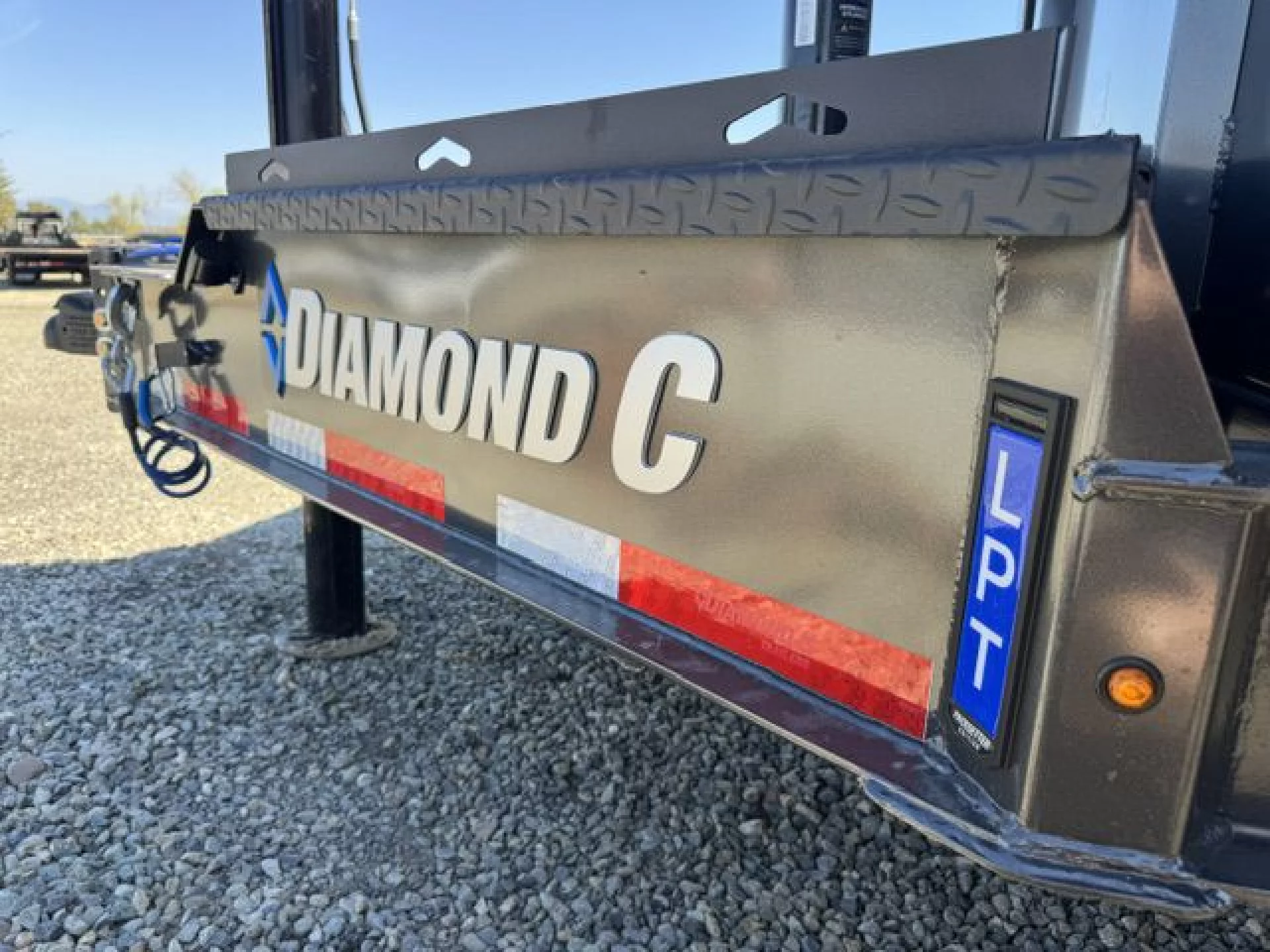 2027 DIAMOND C TRAILERS DIAMOND C LPT 207 HEAVY DUTY 14X82 32 SIDES PACESETTER - Image 14