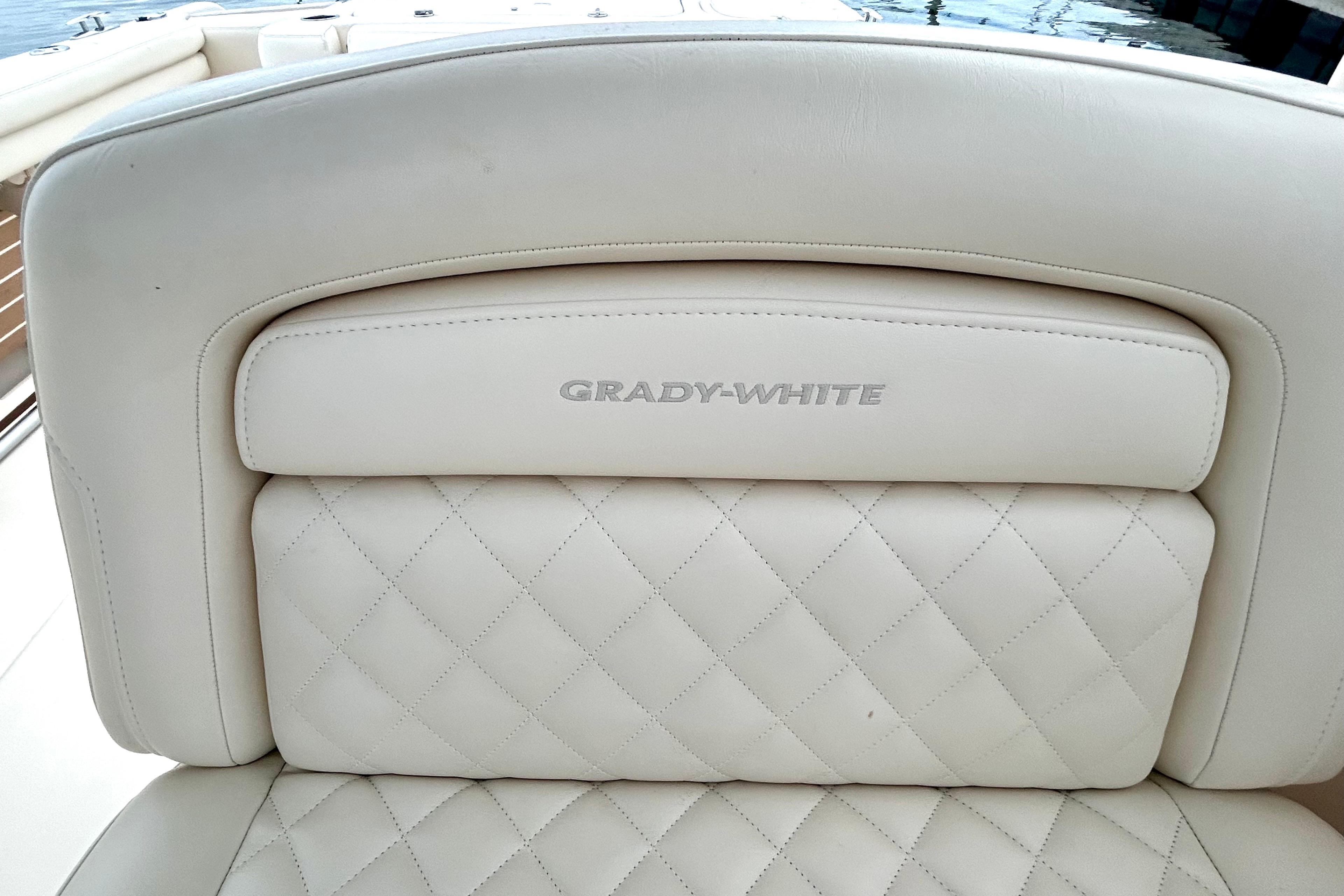 2018 Grady-White Freedom 275 - Image 24
