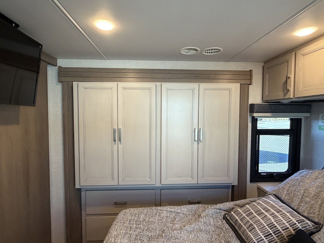 2026 THOR MOTOR COACH PALAZZO 33.5 - Image 47