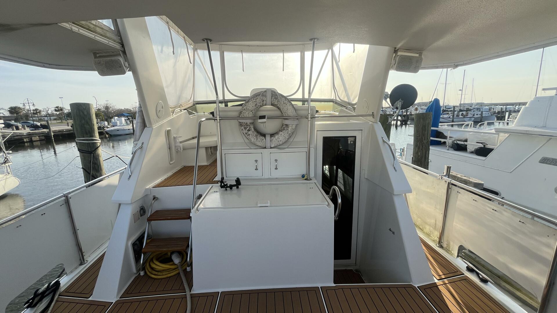 1994 Hatteras Double Cabin - Image 16