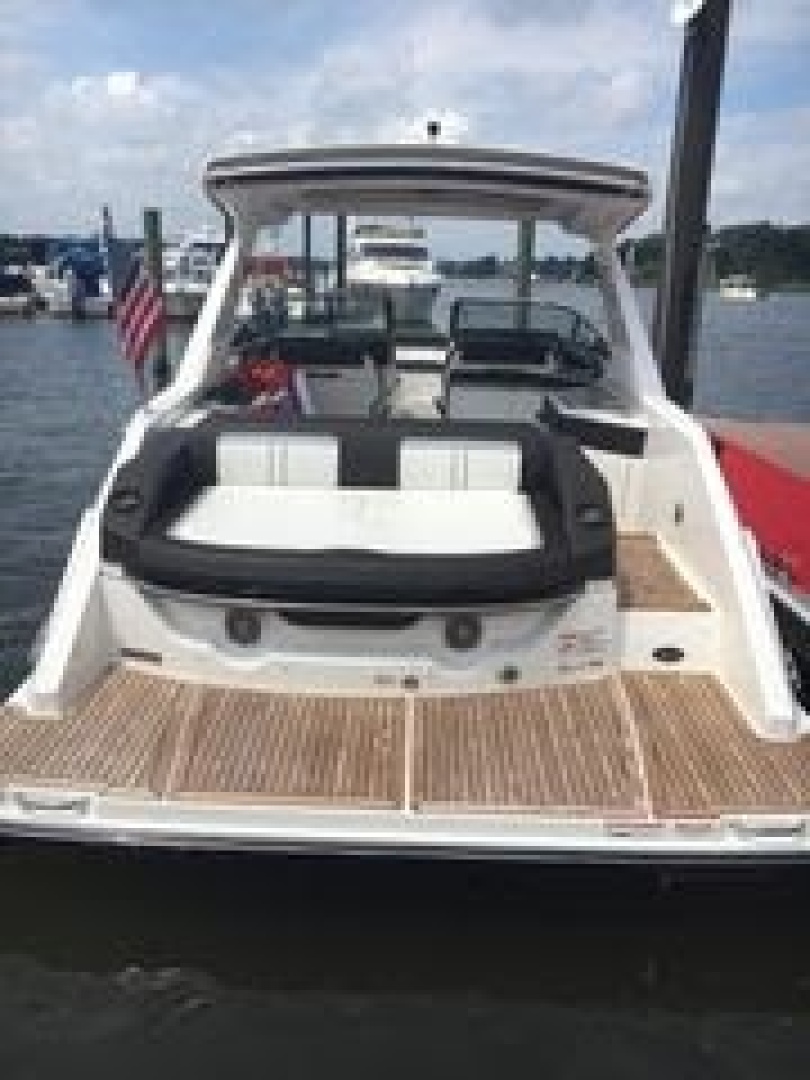 2017 Sea Ray 310 SLX - Image 4