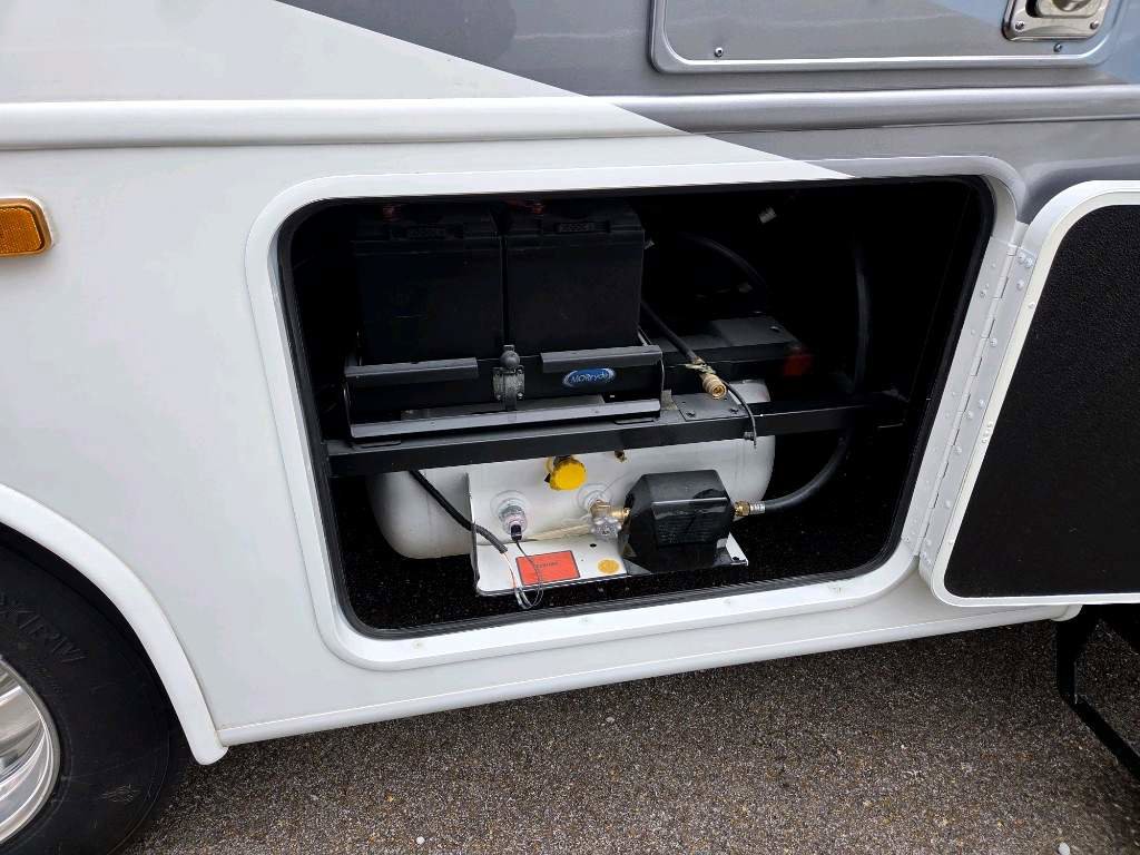 2026 JAYCO PRECEPT 31UL - Image 8