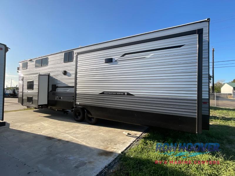 2026 COACHMEN 43CONDO - Image 4