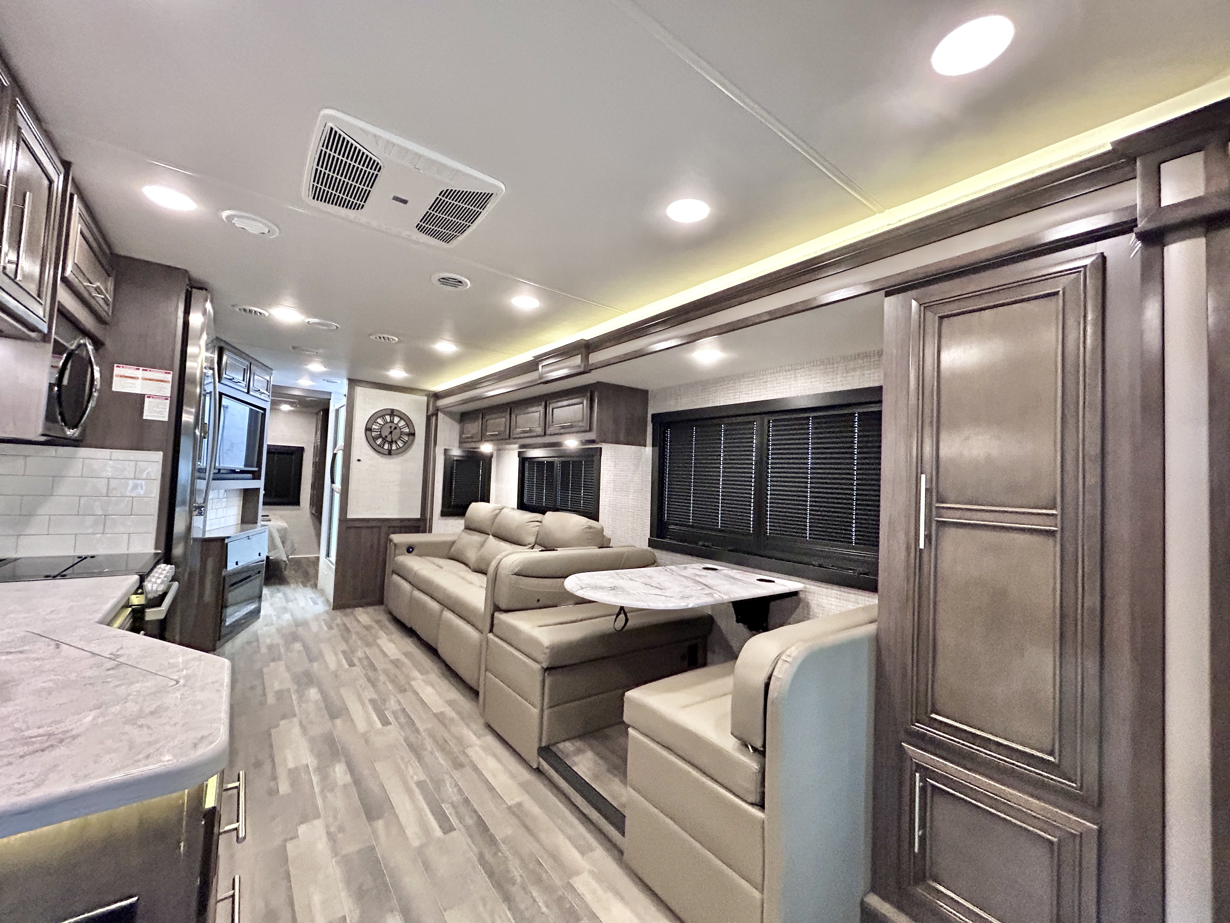 2023 ENTEGRA COACH ENTEGRA 34B - Image 13