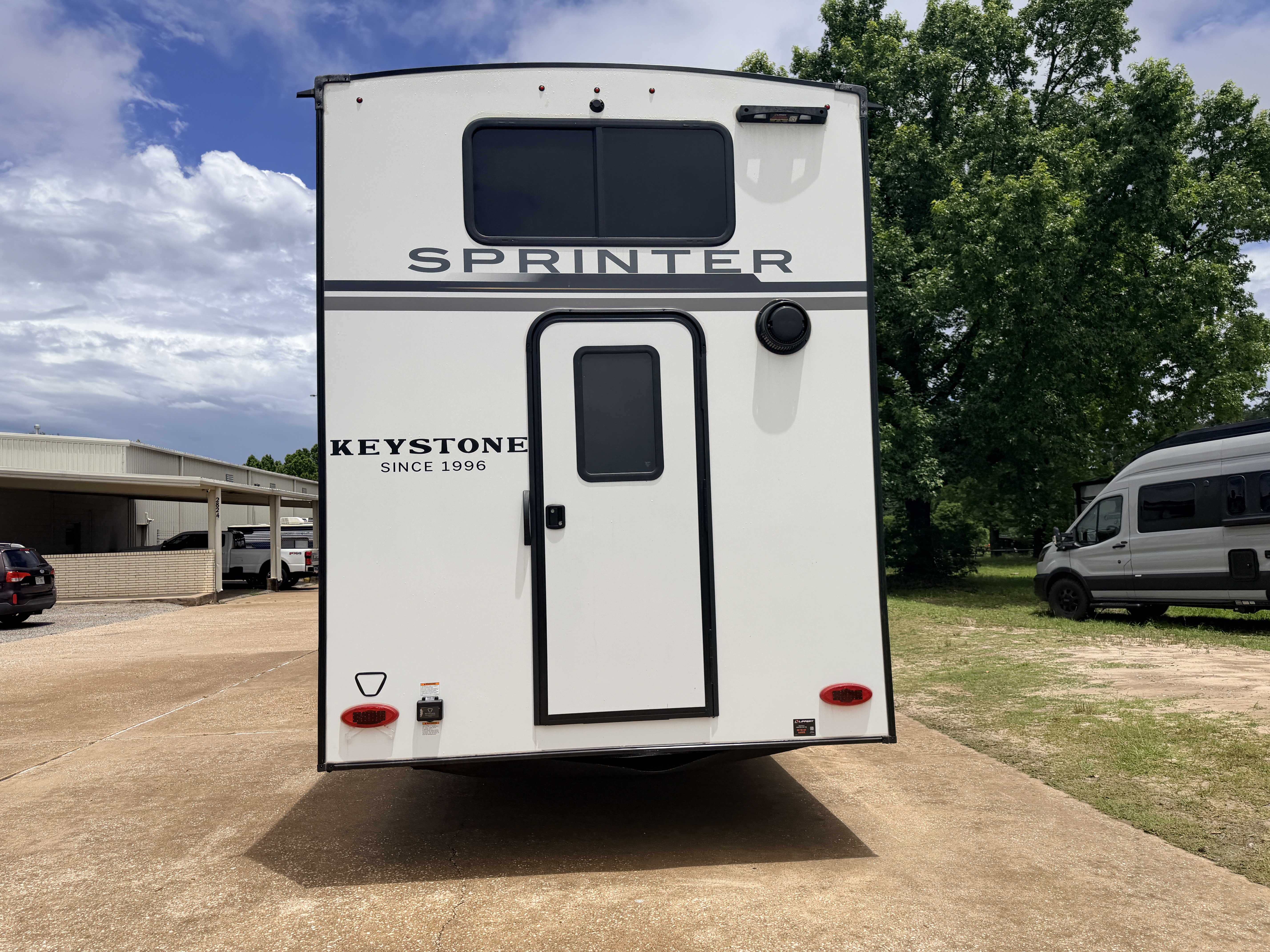 2026 Keystone Sprinter 3920DSL - Image 6
