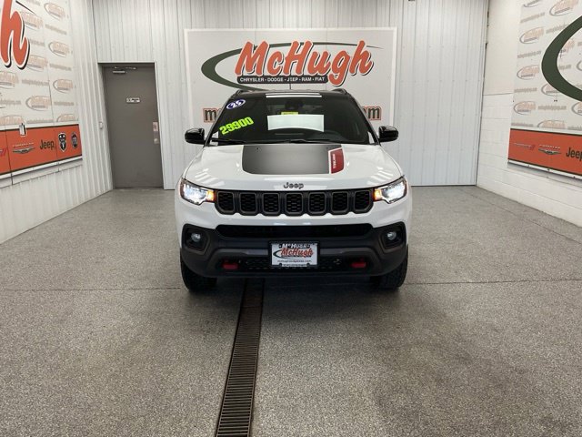 2025 Jeep Compass Trailhawk 4x4 - Image 3