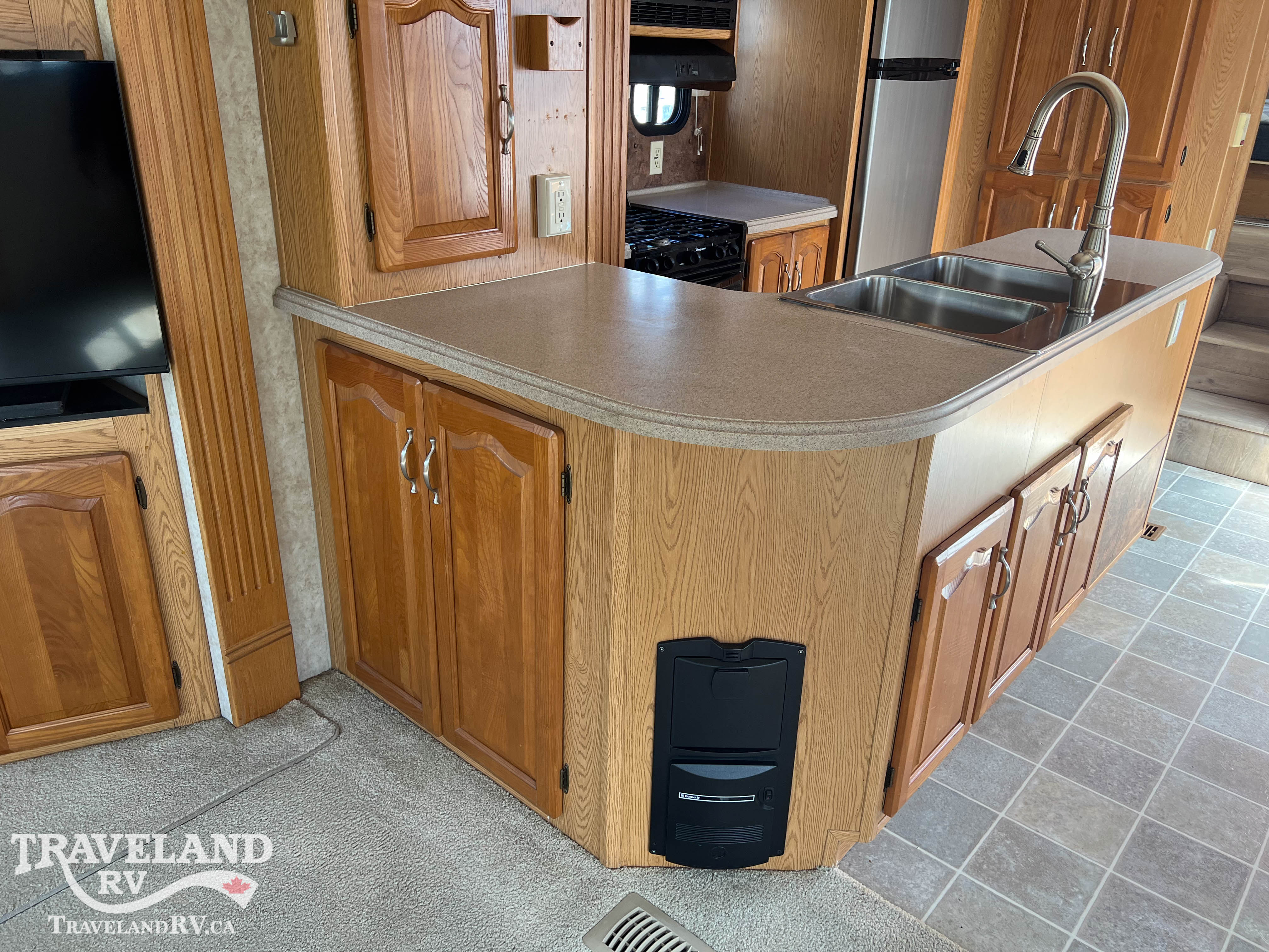 2006 KEYSTONE MONTANA 3400RL - Image 14