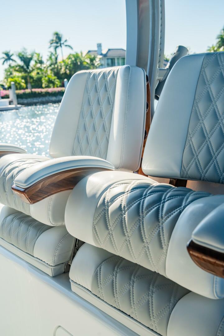 2025 Costa Custom - Image 43